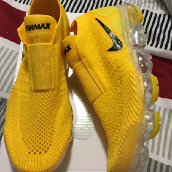 nike vapormax plus clear bottom